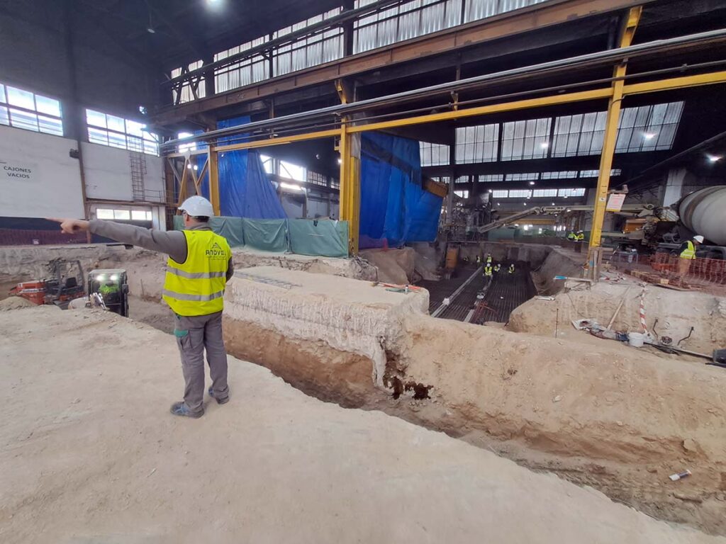 Cómo mitigar los sobrecostes en la construcción de naves industriales