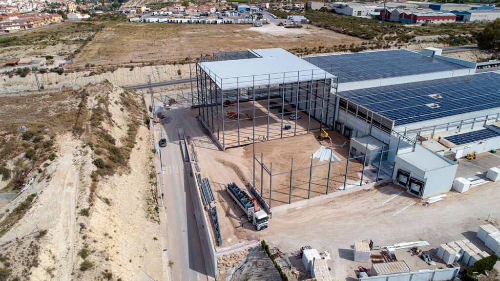 Cómo prevenir y combatir malos olores en las naves industriales