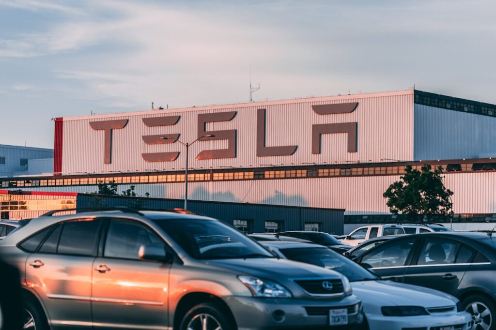 Tesla planea construir una giga-factoría en Valencia