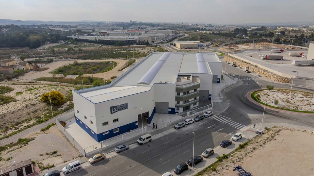 Integración de circuitos de visitas en naves industriales